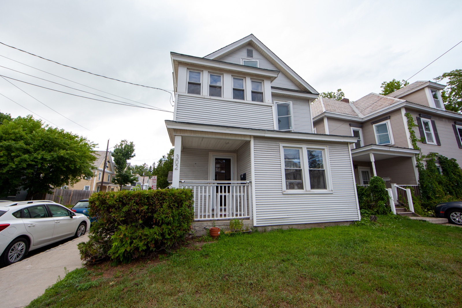 302 Colchester Ave - Image 4