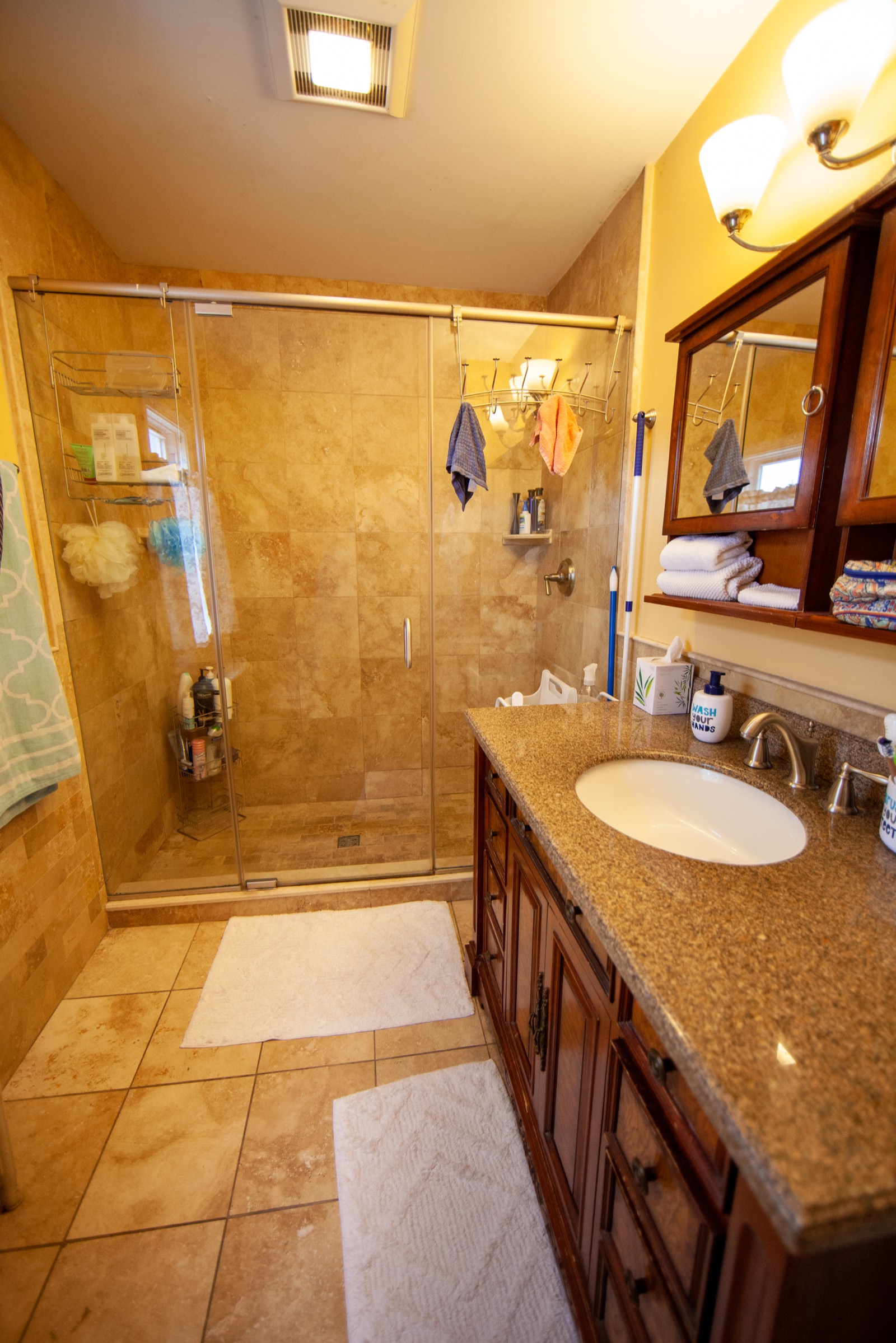 302 Colchester Ave - Image 22
