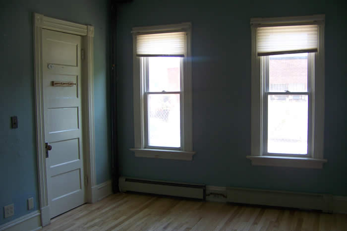 70 Buell St - Image 18