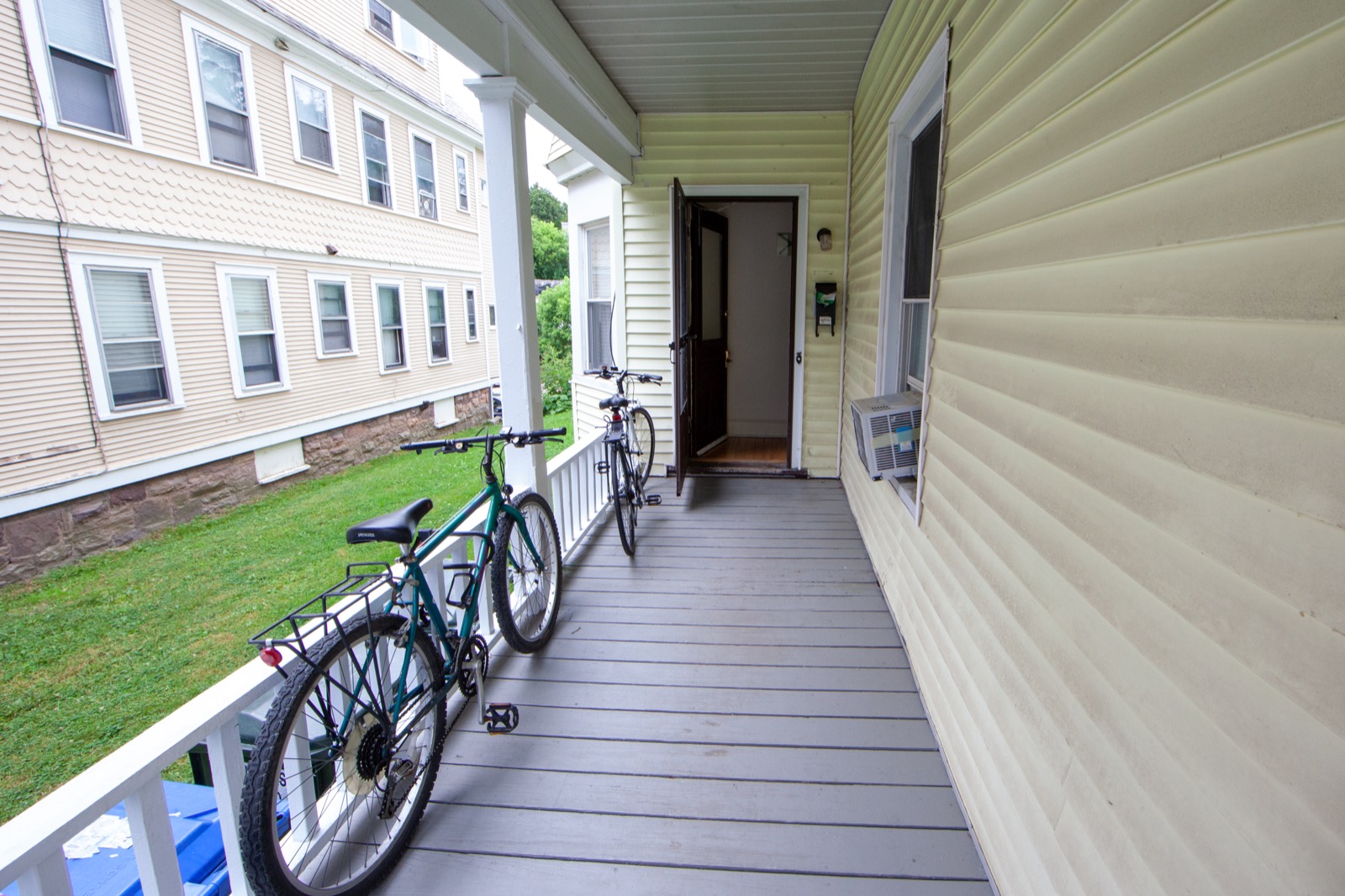 70 Buell St - Image 3
